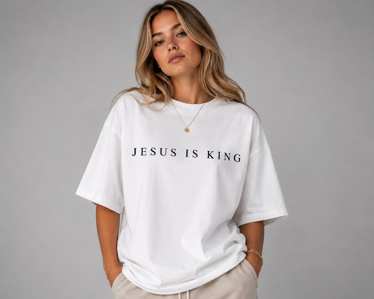 Jesus In King T-Shirt